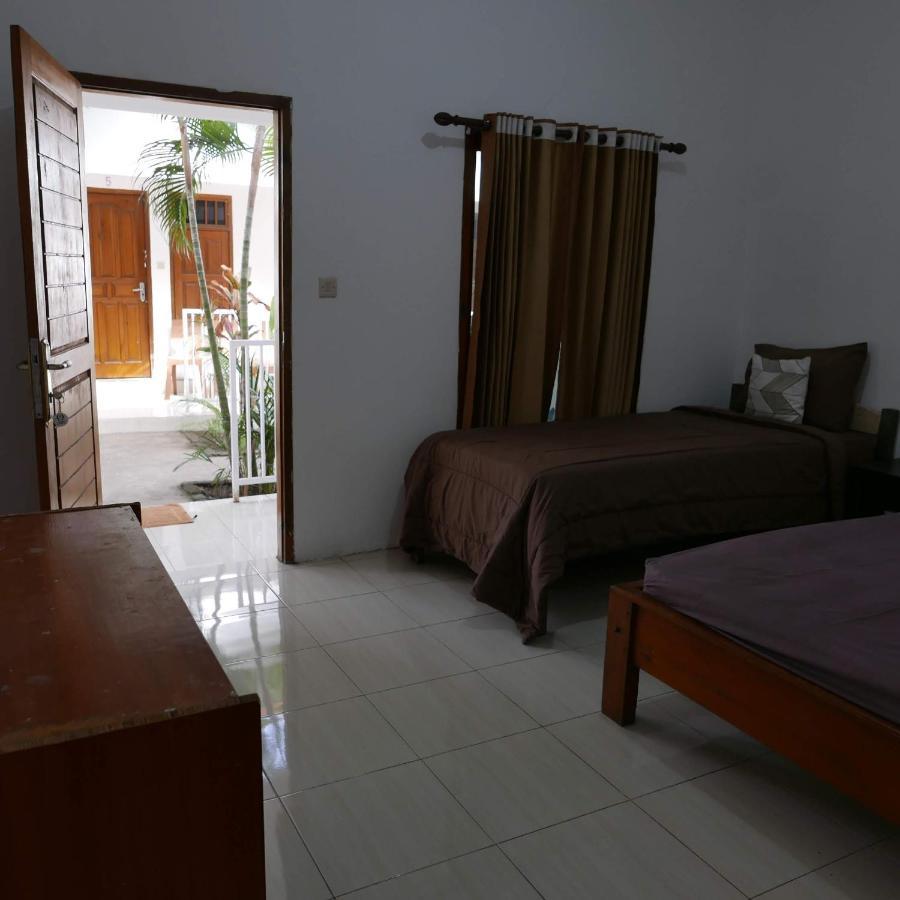Rumah Side Διαμέρισμα Τζίλι Τραγουανγκάν Εξωτερικό φωτογραφία