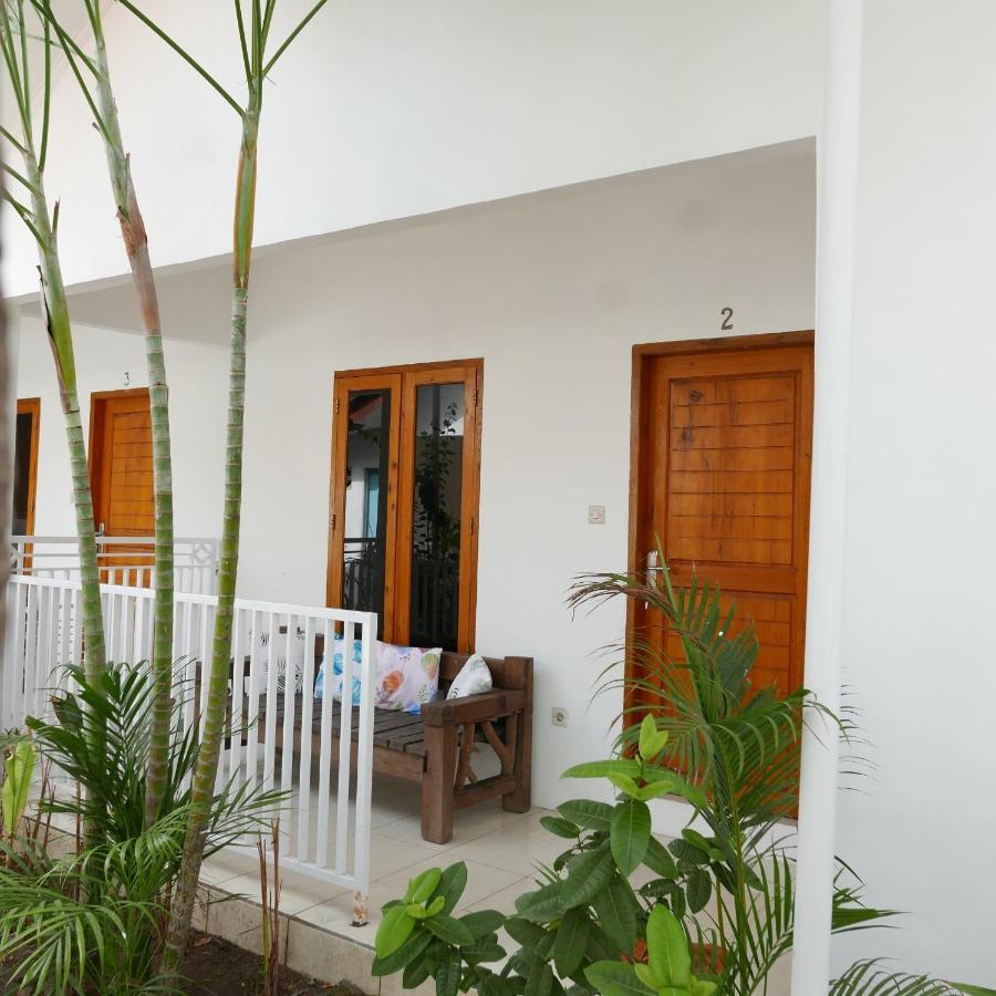 Rumah Side Διαμέρισμα Τζίλι Τραγουανγκάν Εξωτερικό φωτογραφία