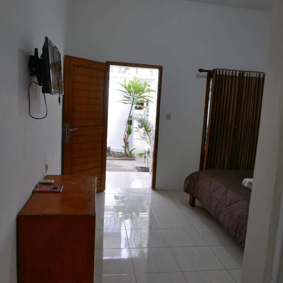 Rumah Side Διαμέρισμα Τζίλι Τραγουανγκάν Εξωτερικό φωτογραφία
