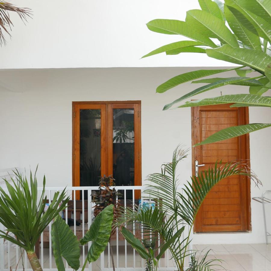 Rumah Side Διαμέρισμα Τζίλι Τραγουανγκάν Εξωτερικό φωτογραφία