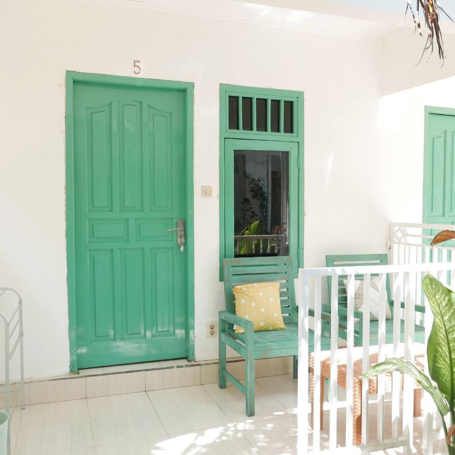 Rumah Side Διαμέρισμα Τζίλι Τραγουανγκάν Εξωτερικό φωτογραφία
